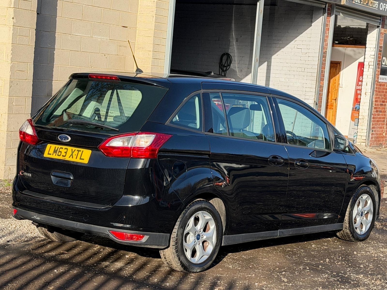 Used Ford Grand C-Max 2013 for sale - 76606849: Photo 12