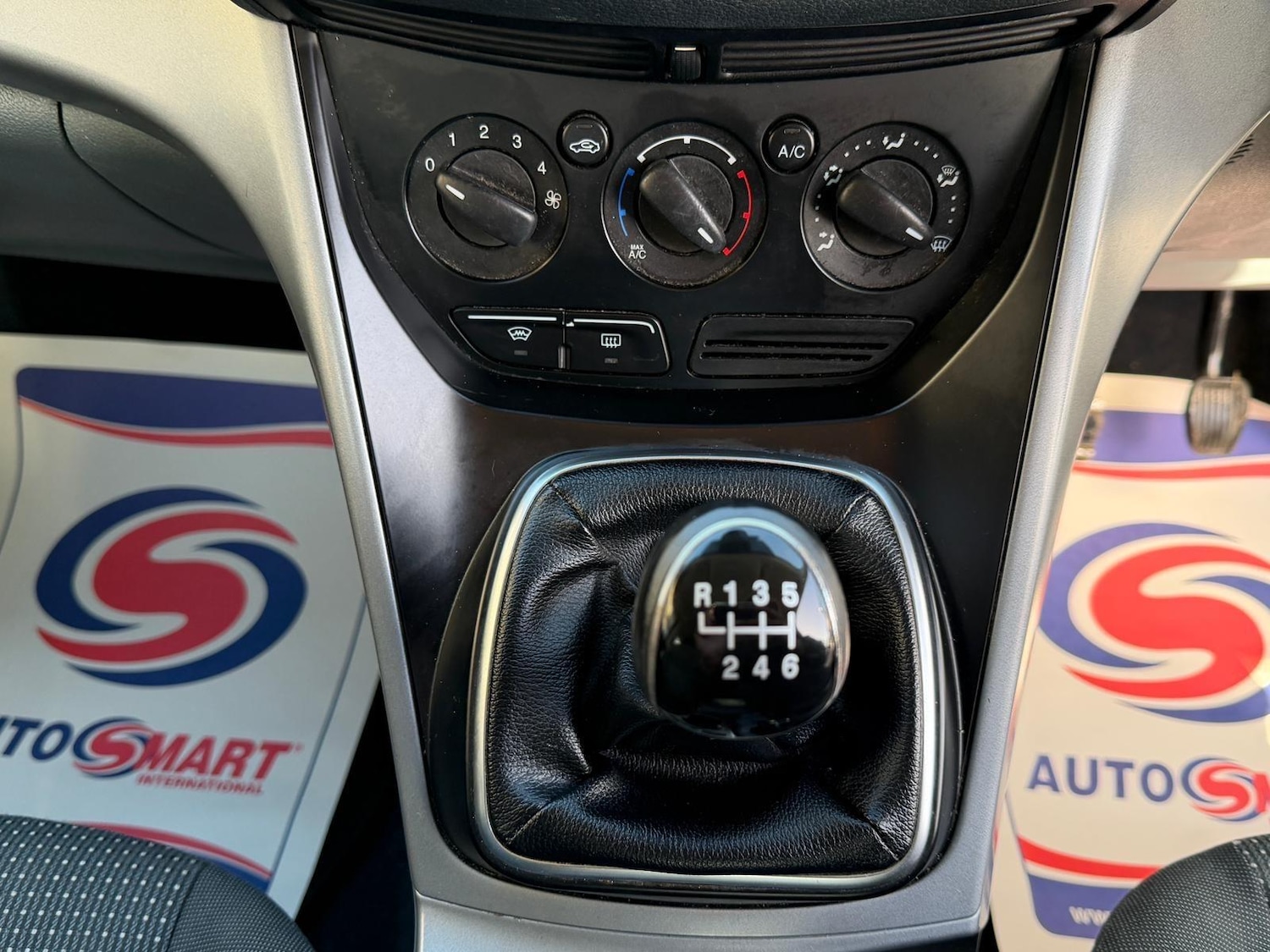 Used Ford Grand C-Max 2013 for sale - 76606849: Photo 14