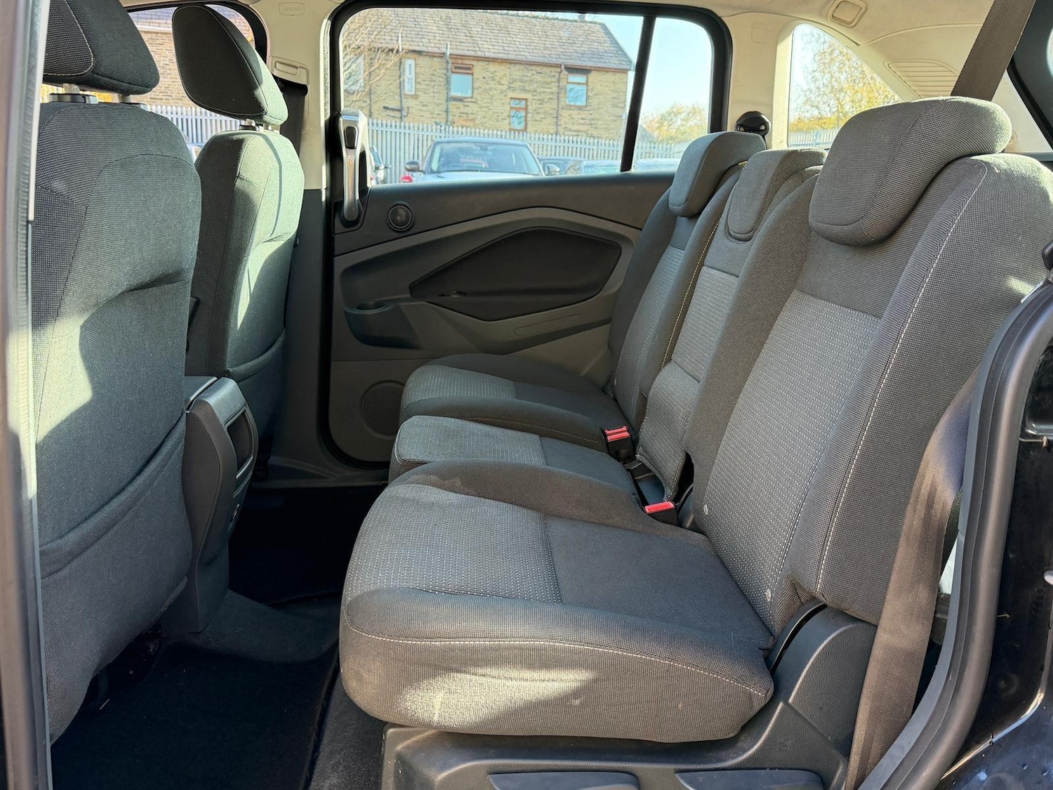 Used Ford Grand C-Max 2013 for sale - 76606849: Photo 16