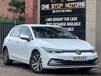 Volkswagen - Golf