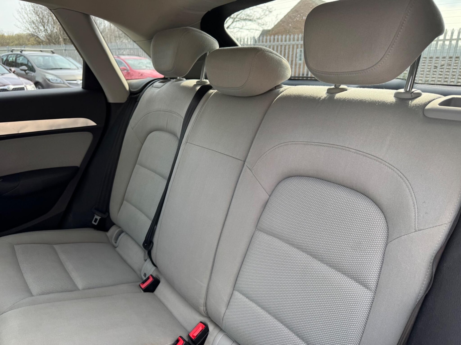 Used Audi Q3 2014 for sale - 77957478: Photo 16