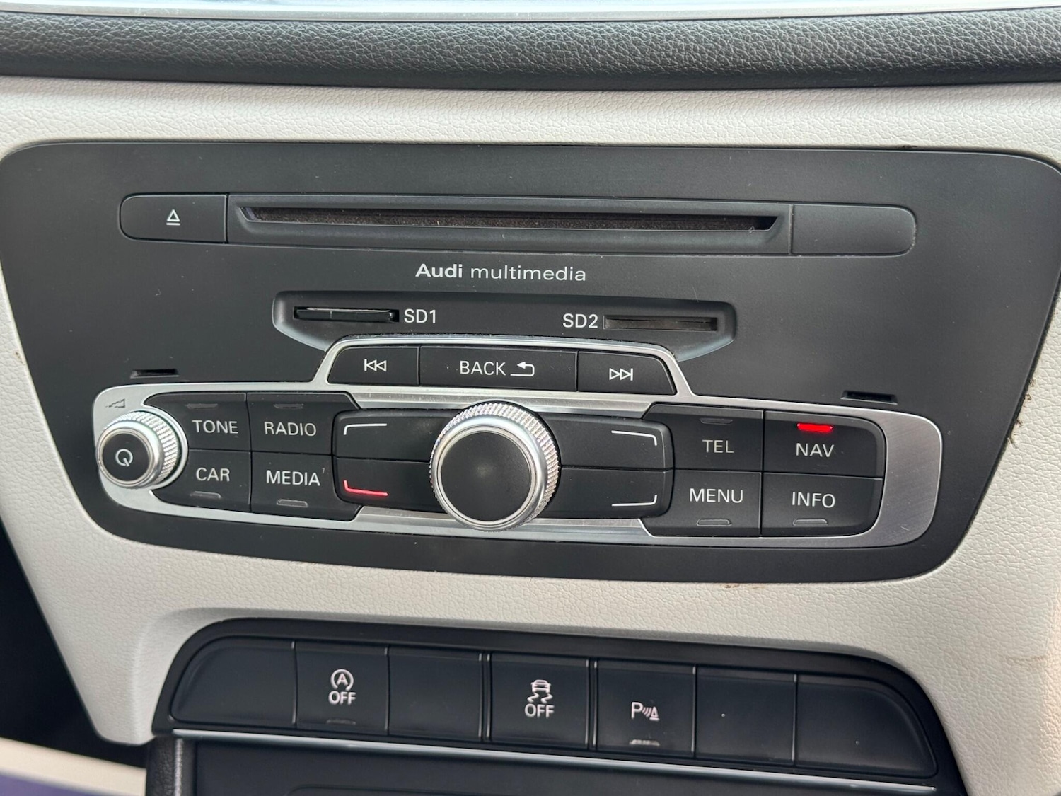 Used Audi Q3 2014 for sale - 77957478: Photo 22