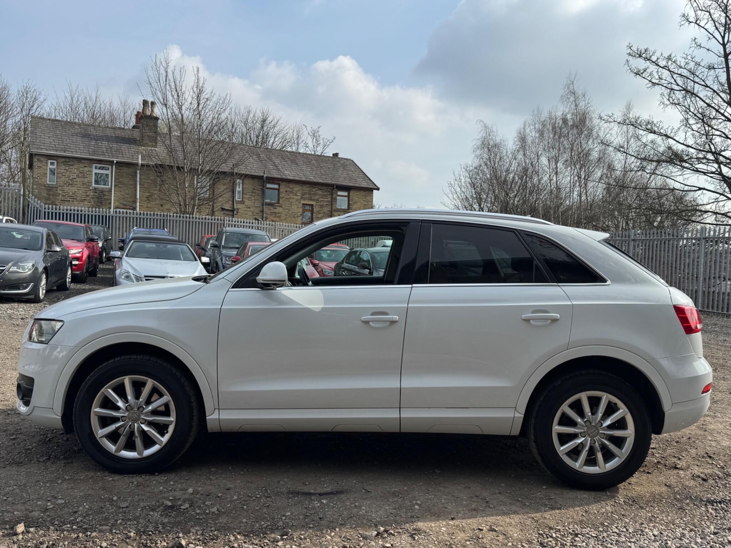 Used Audi Q3 2014 for sale - 77957478: Photo 4