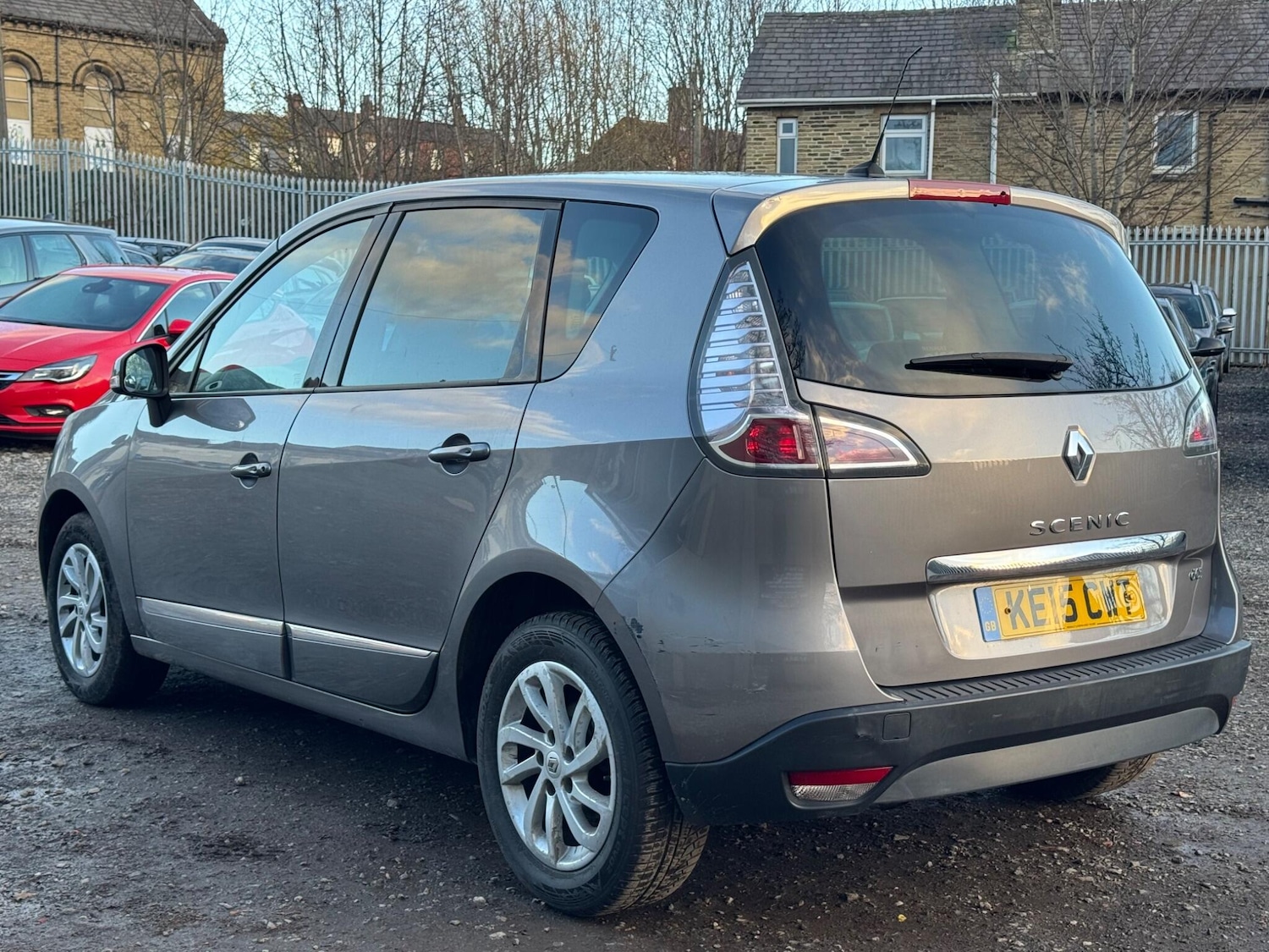 Used Renault Scenic 2015 for sale - 76899224: Photo 13