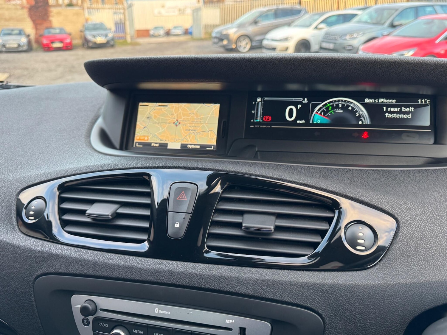 Used Renault Scenic 2015 for sale - 76899224: Photo 23