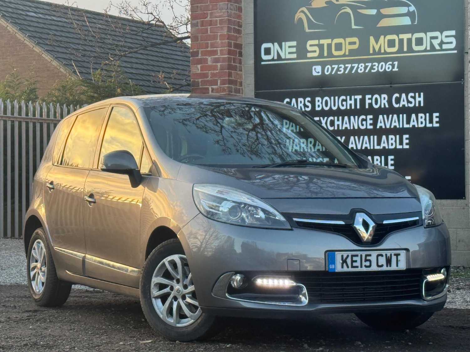 Used Renault Scenic 2015 for sale - 76899224: Photo 30