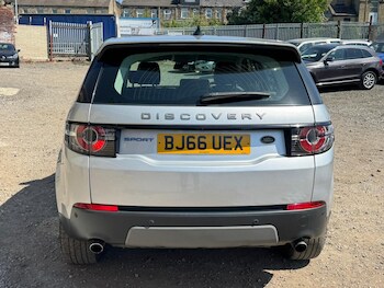 Used Land Rover Discovery Sport 2016 for sale - 78461780: Photo
