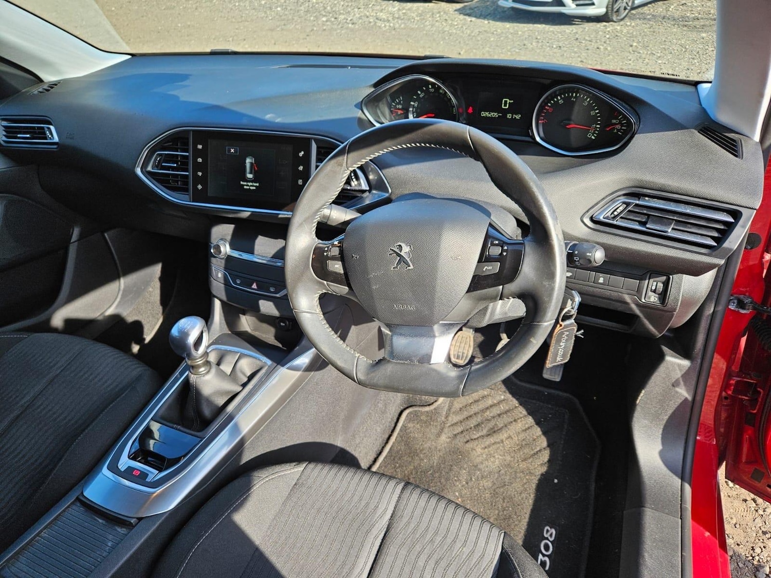 Used Peugeot 308 2014 for sale - 77940576: Photo 16