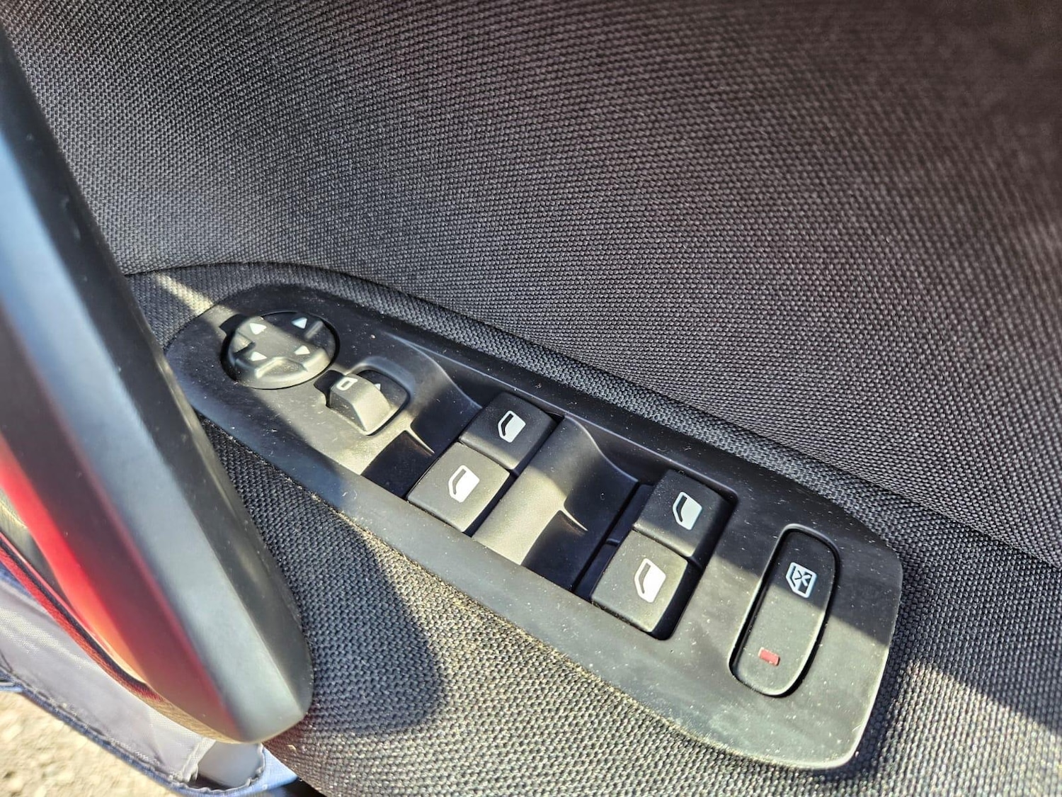 Used Peugeot 308 2014 for sale - 77940576: Photo 22