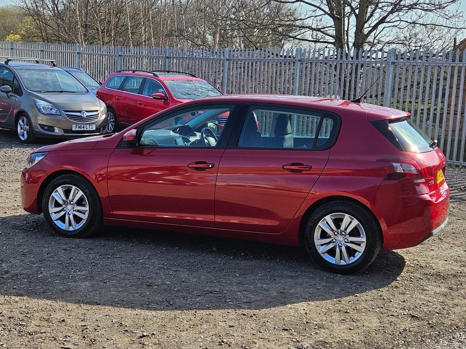 Used Peugeot 308 2014 for sale - 77940576: Photo 8