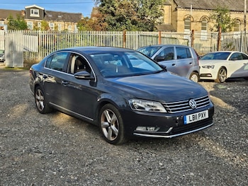 Volkswagen - Passat