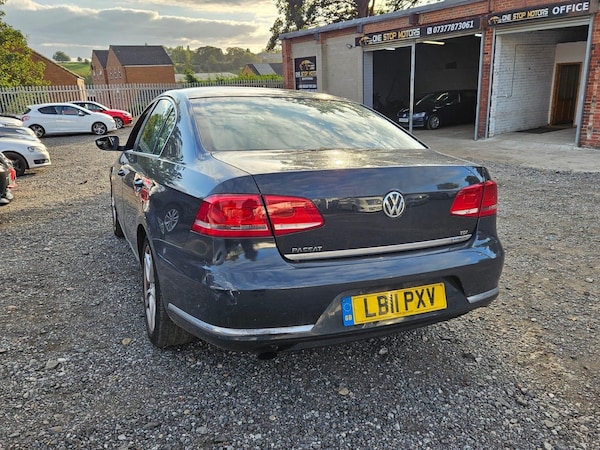 Used Volkswagen Passat 2011 for sale - 76200950: Photo 2
