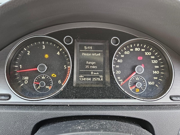 Used Volkswagen Passat 2011 for sale - 76200950: Photo 4
