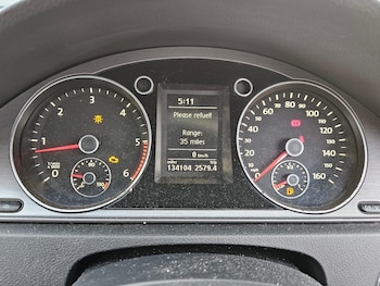Used Volkswagen Passat 2011 for sale - 76200950: Photo 4