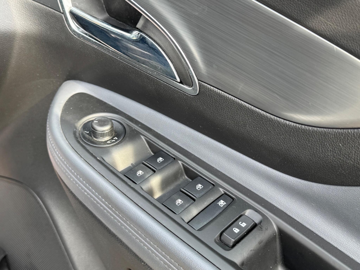 Used Vauxhall Mokka 2014 for sale - 77957559: Photo 7