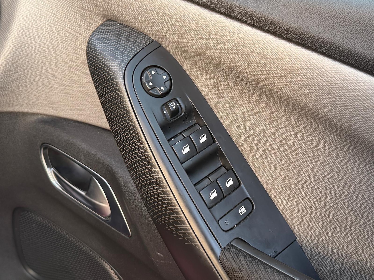 Used Citroen C4 Picasso 2014 for sale - 76521563: Photo 16