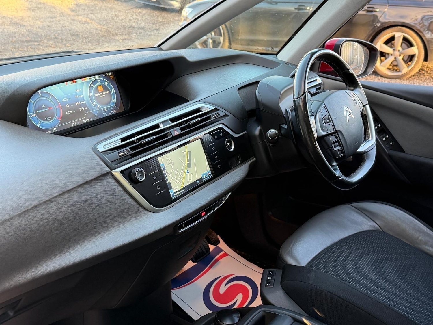 Used Citroen C4 Picasso 2014 for sale - 76521563: Photo 6