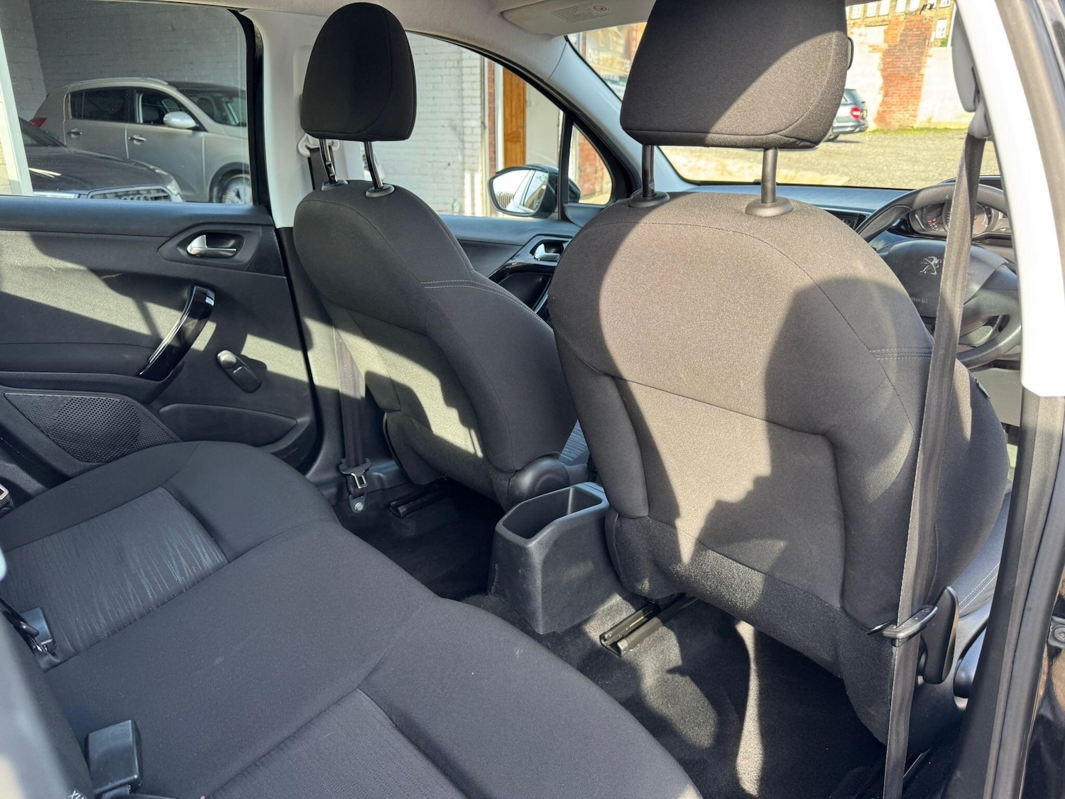 Used Peugeot 208 2013 for sale - 77670493: Photo 21