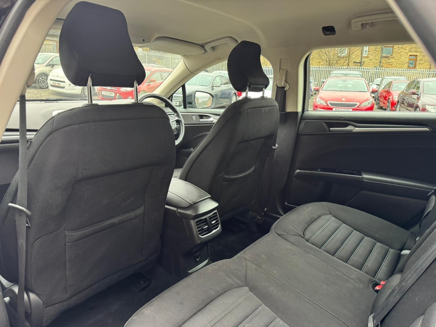 Used Ford Mondeo 2016 for sale - 77992965: Photo 11