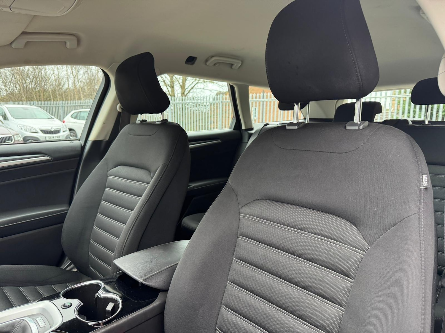 Used Ford Mondeo 2016 for sale - 77992965: Photo 26