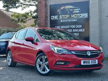 2016 (16) - 1.6 CDTi Bi-Turbo 16V 160 SRi Nav 5dr