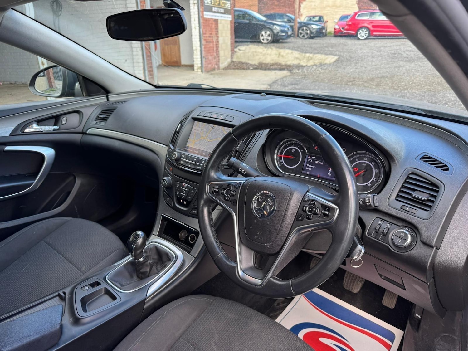 Used Vauxhall Insignia 2015 for sale - 77892283: Photo 10