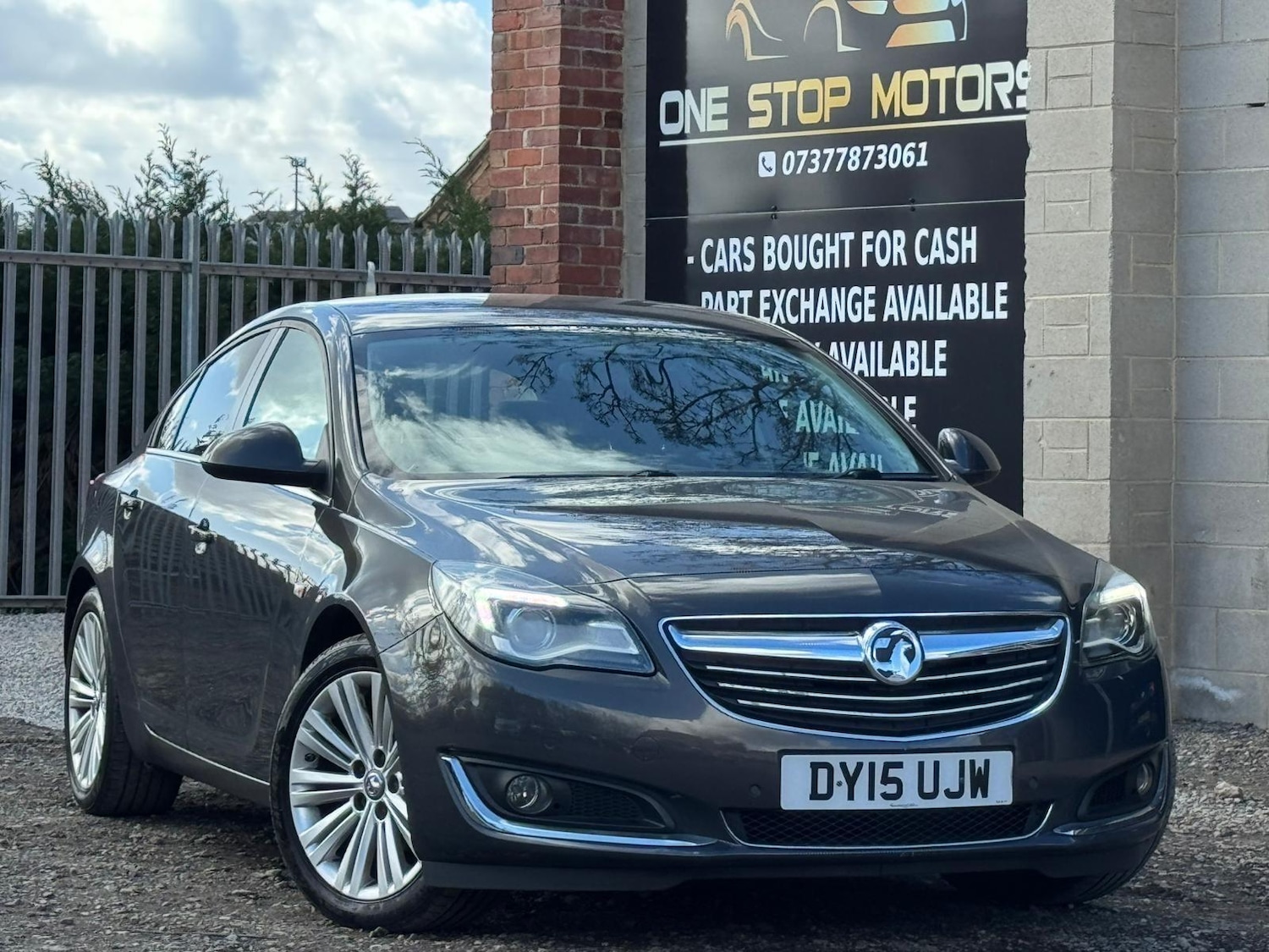 Used Vauxhall Insignia 2015 for sale - 77892283: Photo 15