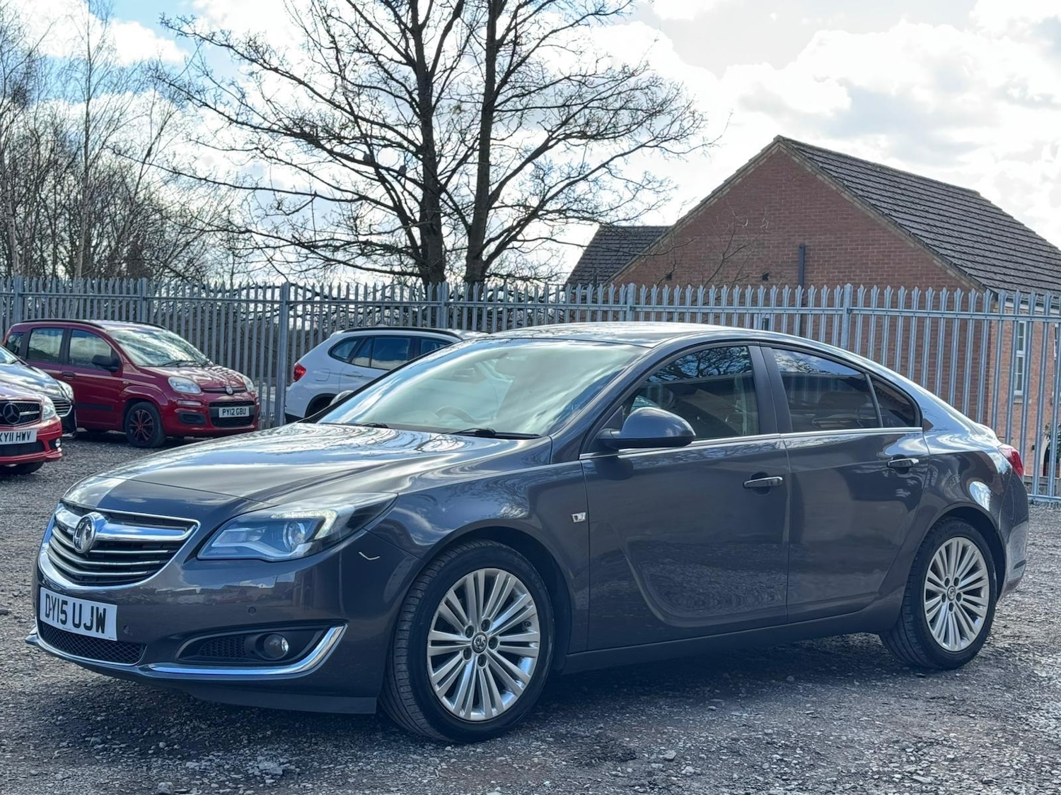 Used Vauxhall Insignia 2015 for sale - 77892283: Photo 3