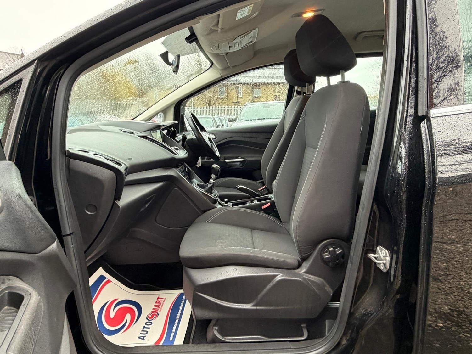 Used Ford Grand C-Max 2018 for sale - 76771669: Photo 17