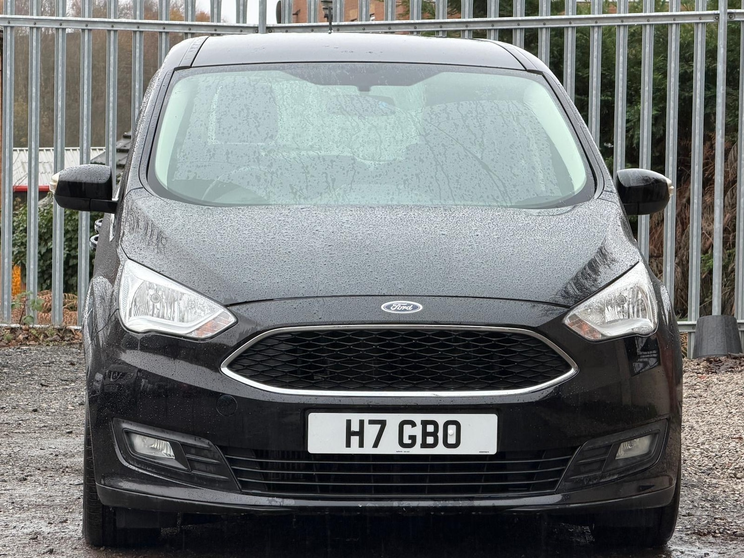 Used Ford Grand C-Max 2018 for sale - 76771669: Photo 2