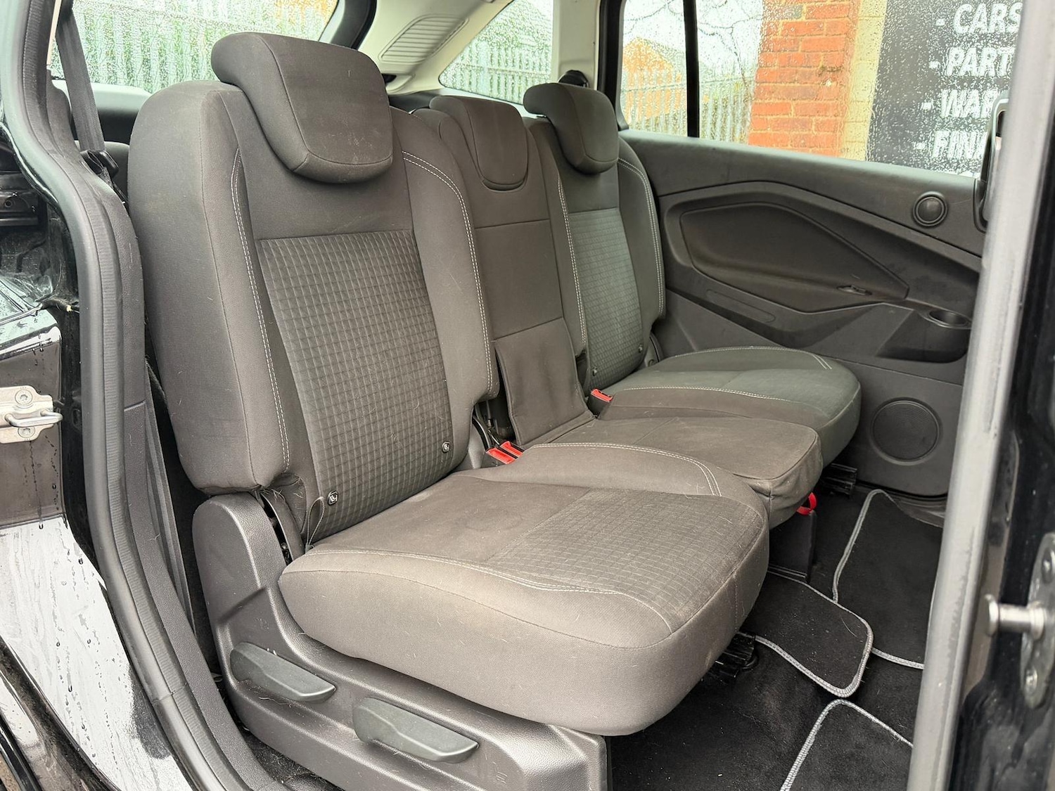 Used Ford Grand C-Max 2018 for sale - 76771669: Photo 8