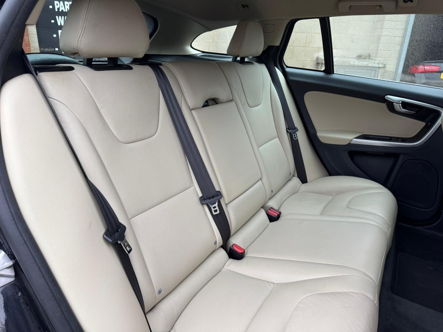 Used Volvo V60 for sale - 77537987: Photo 19