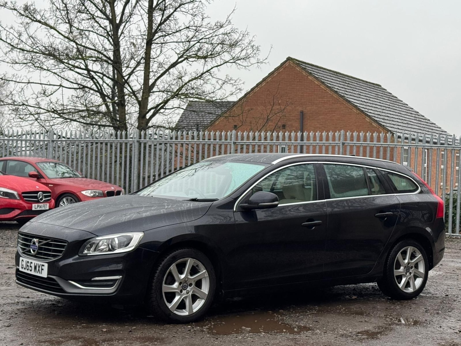 Used Volvo V60 for sale - 77537987: Photo 3