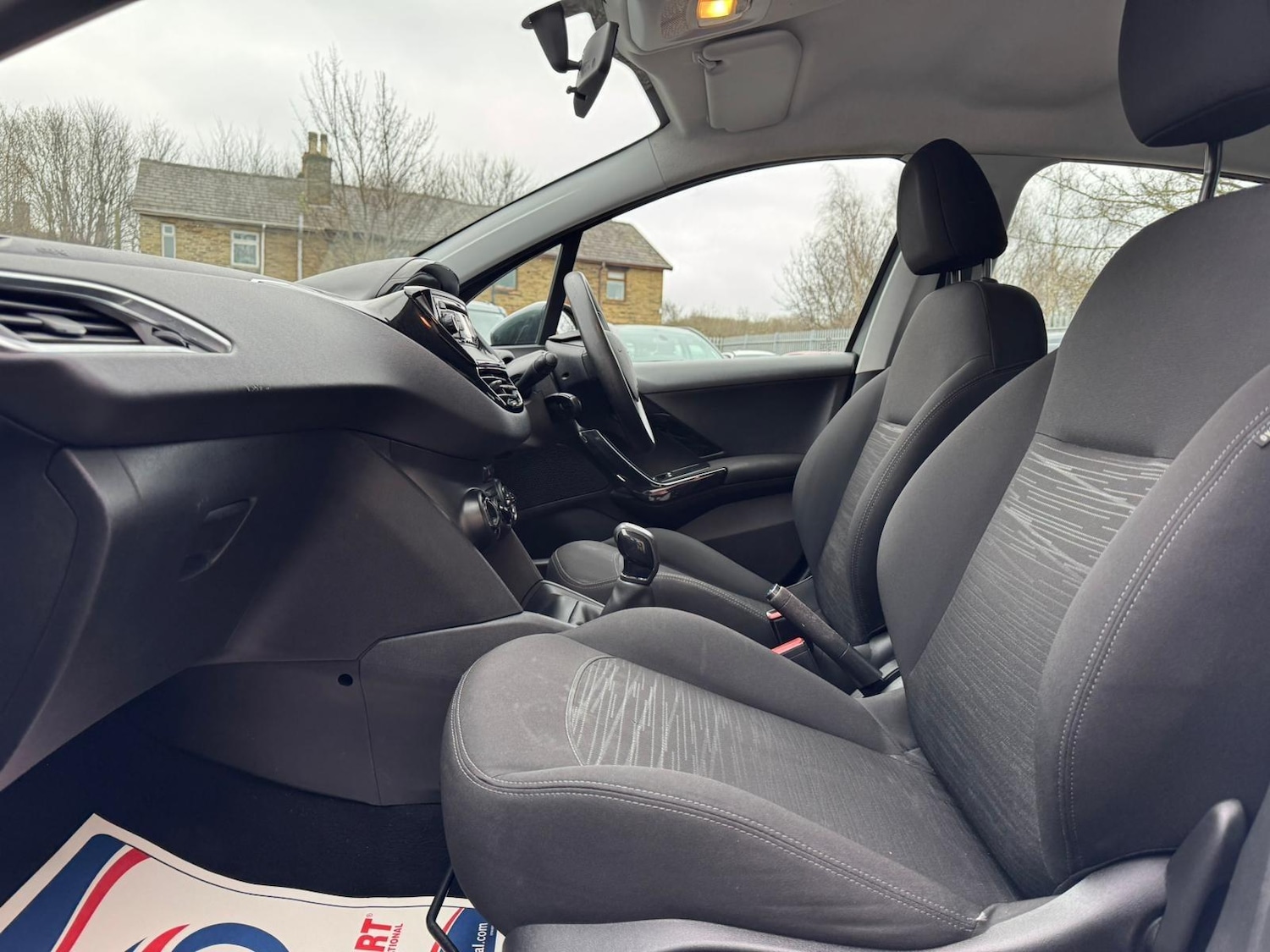 Used Peugeot 208 for sale - 77793997: Photo 25