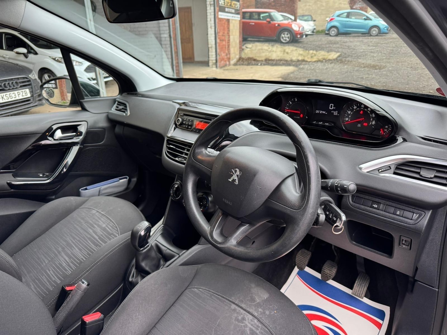 Used Peugeot 208 for sale - 77793997: Photo 6