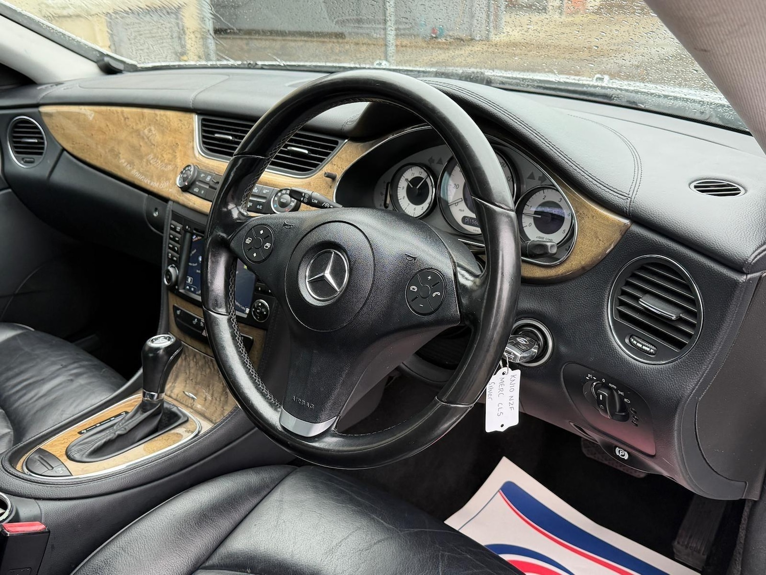 Used Mercedes-Benz CLS 2010 for sale - 76990866: Photo 13