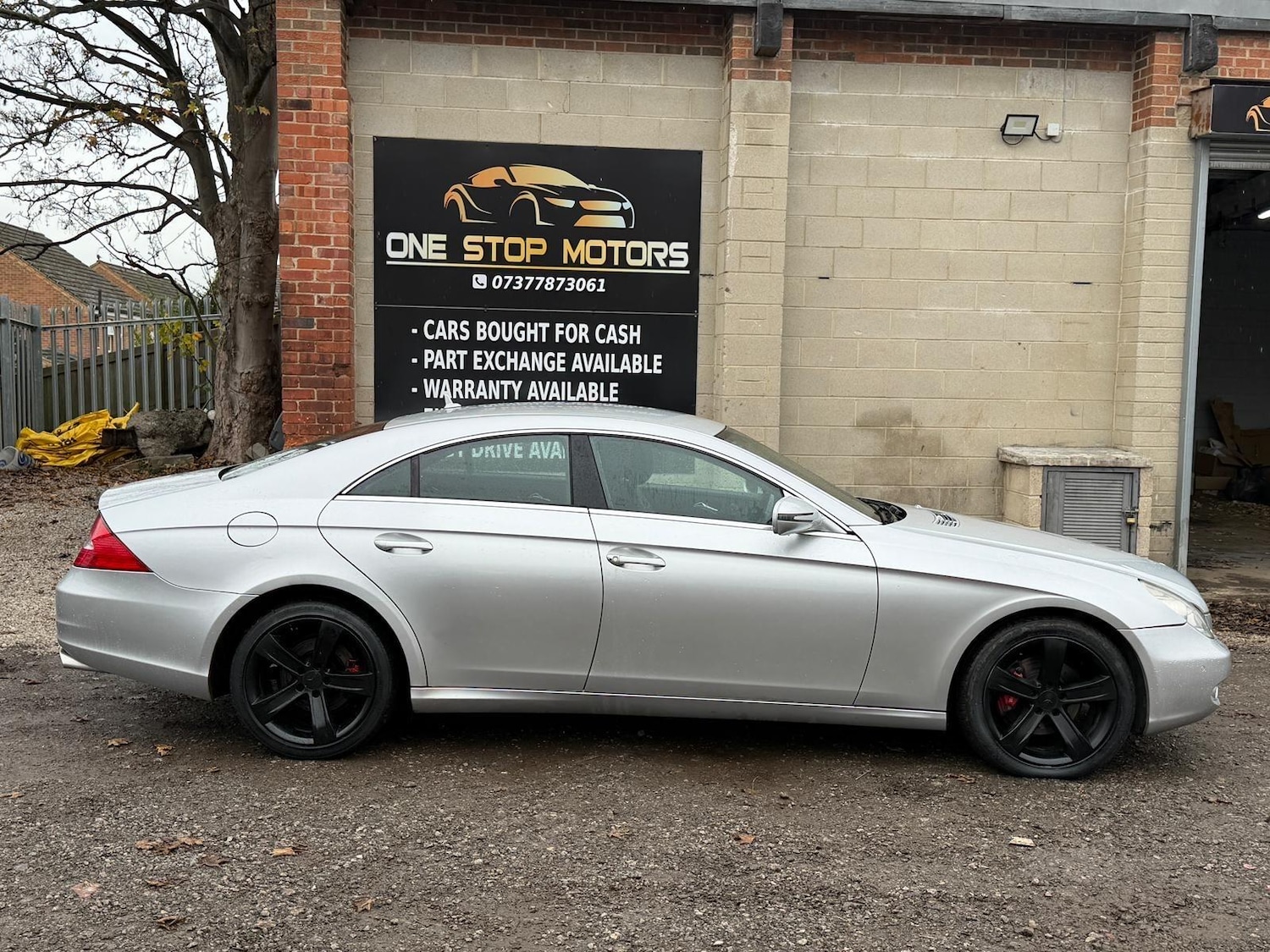 Used Mercedes-Benz CLS 2010 for sale - 76990866: Photo 5