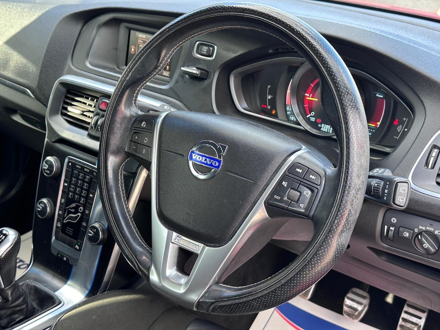 Used Volvo V40 2015 for sale - 76031417: Photo 18