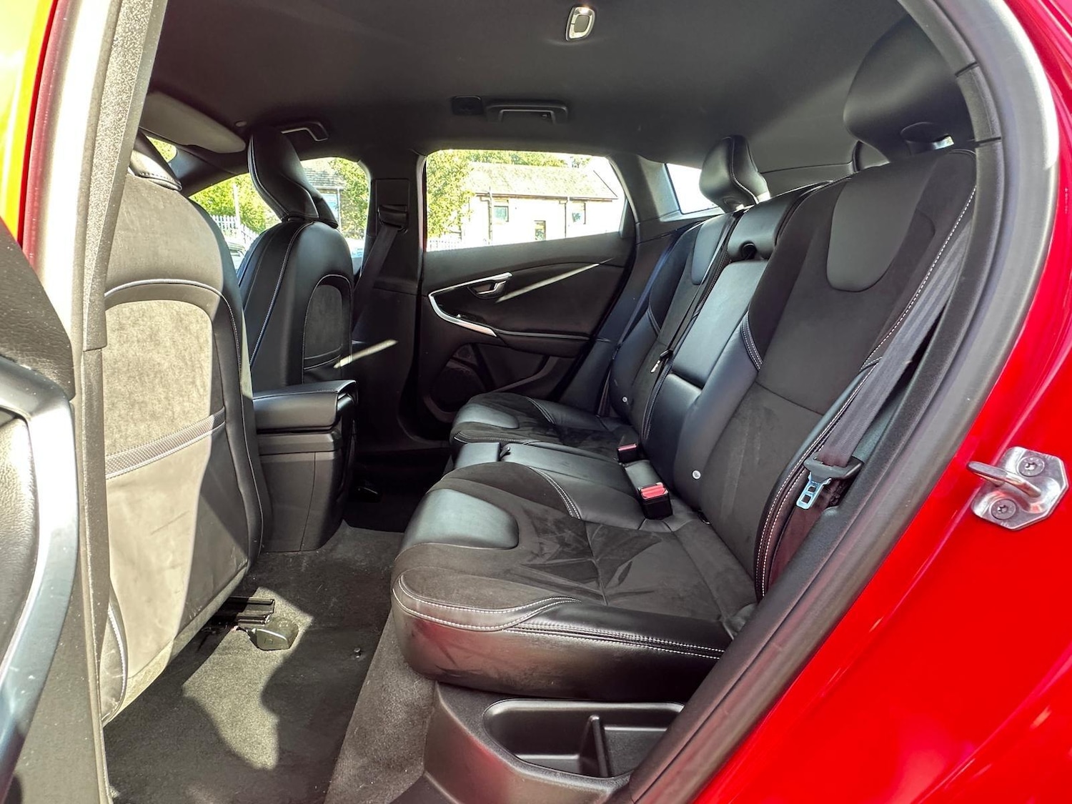 Used Volvo V40 2015 for sale - 76031417: Photo 7