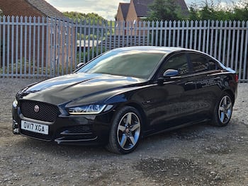 Used Jaguar XE 2017 for sale - 79836174: Photo