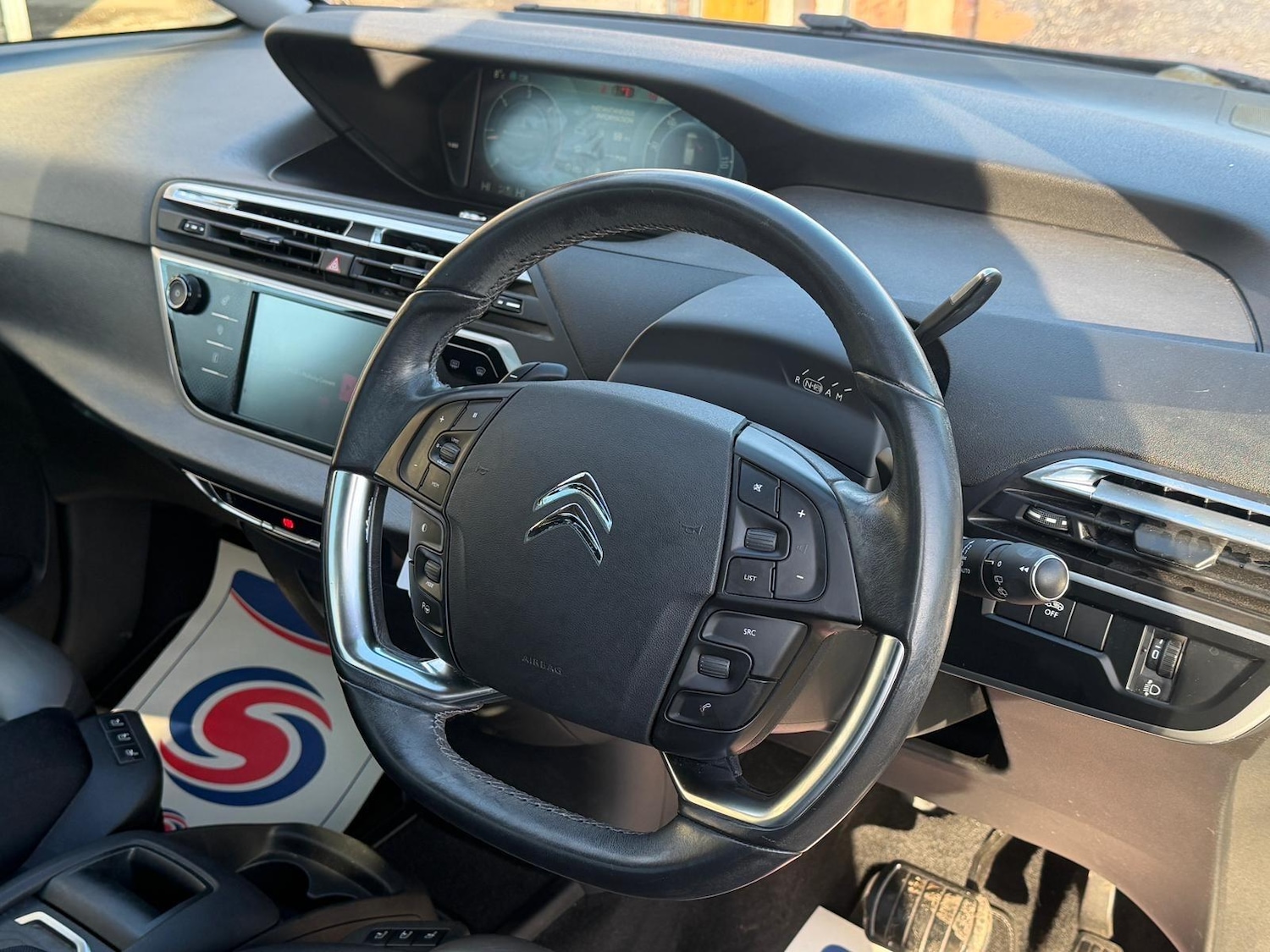 Used Citroen C4 Picasso 2014 for sale - 77016739: Photo 17