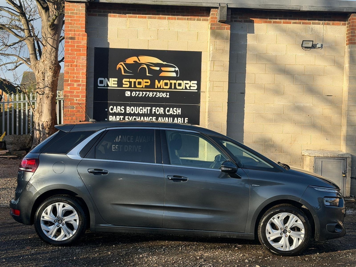 Used Citroen C4 Picasso 2014 for sale - 77016739: Photo 24