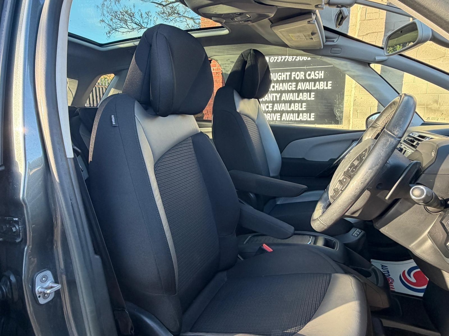 Used Citroen C4 Picasso 2014 for sale - 77016739: Photo 8