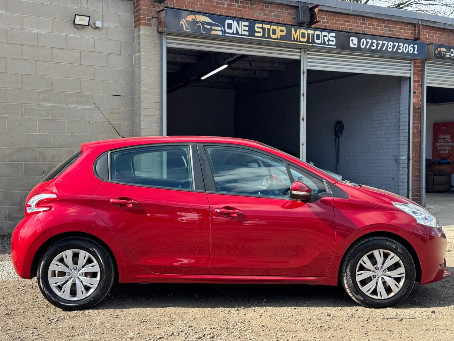 Used Peugeot 208 for sale - 78214898: Photo 23