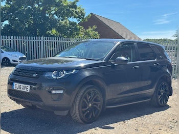 Used Land Rover Discovery Sport 2016 for sale - 78759929: Photo