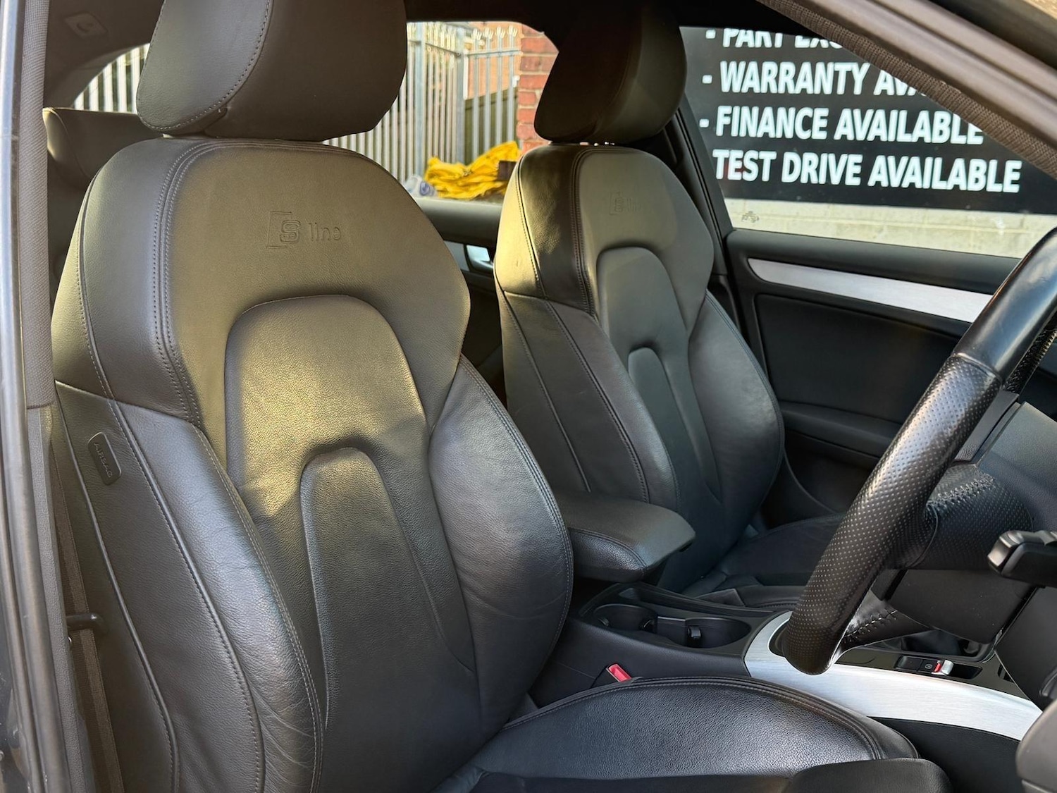 Used Audi A4 2009 for sale - 76701267: Photo 18