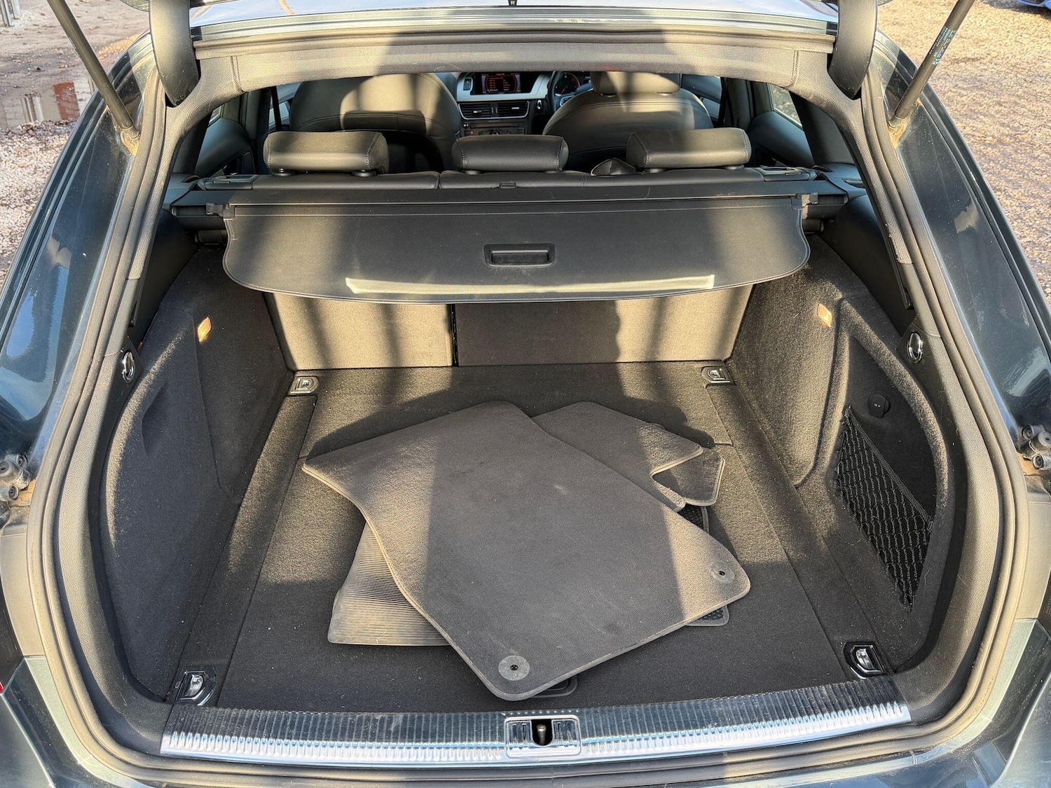 Used Audi A4 2009 for sale - 76701267: Photo 24