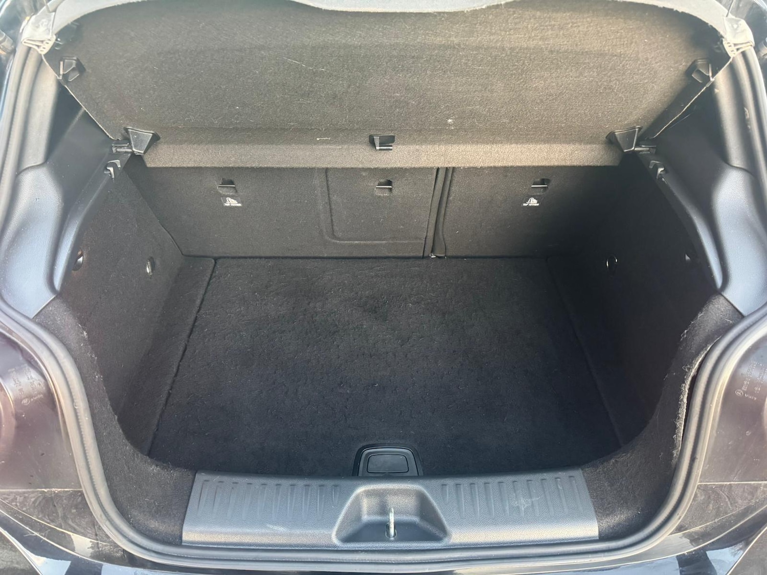 Used Mercedes-Benz A-Class 2015 for sale - 76409338: Photo 8