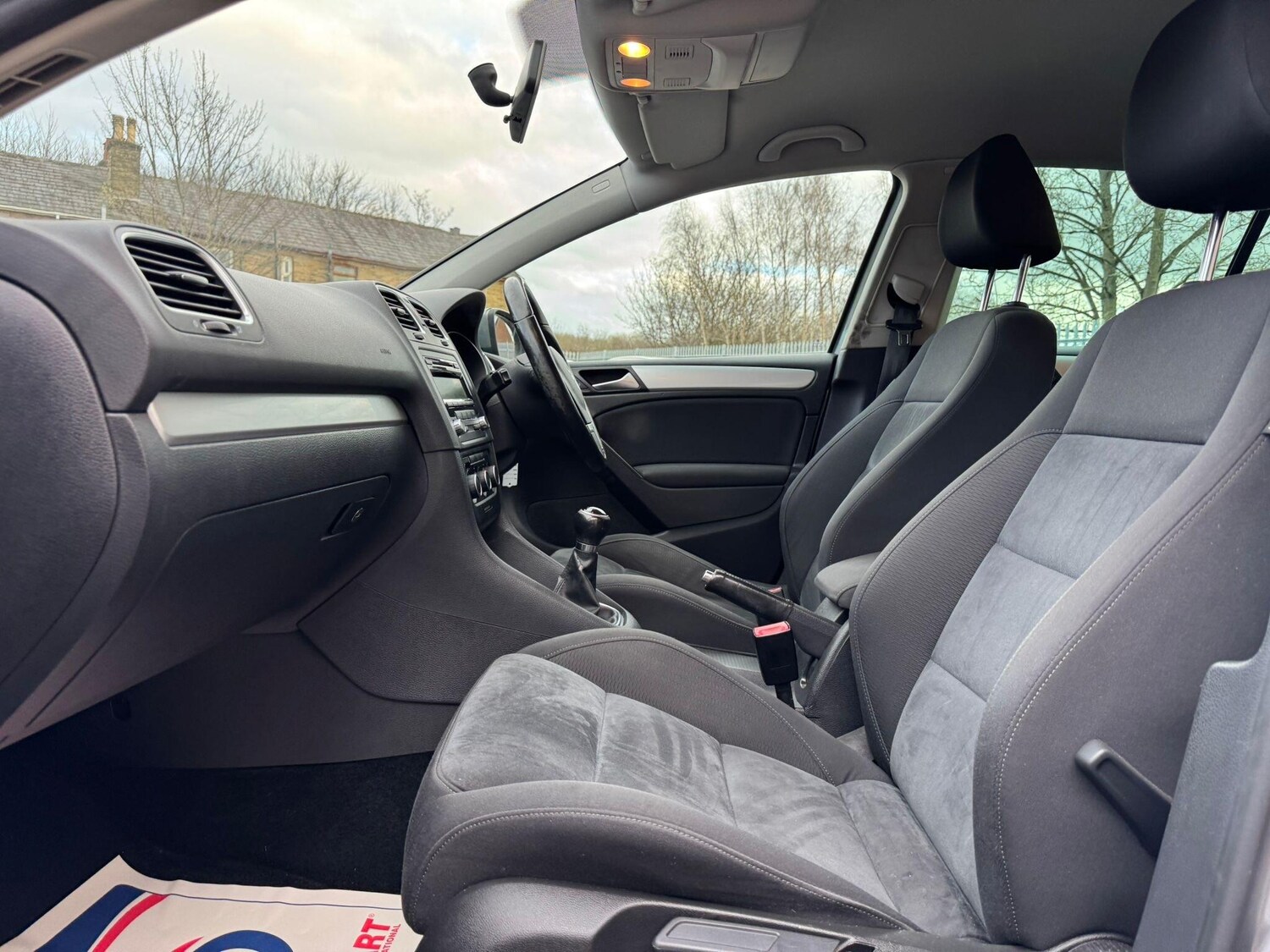 Used Volkswagen Golf for sale - 77709997: Photo 12