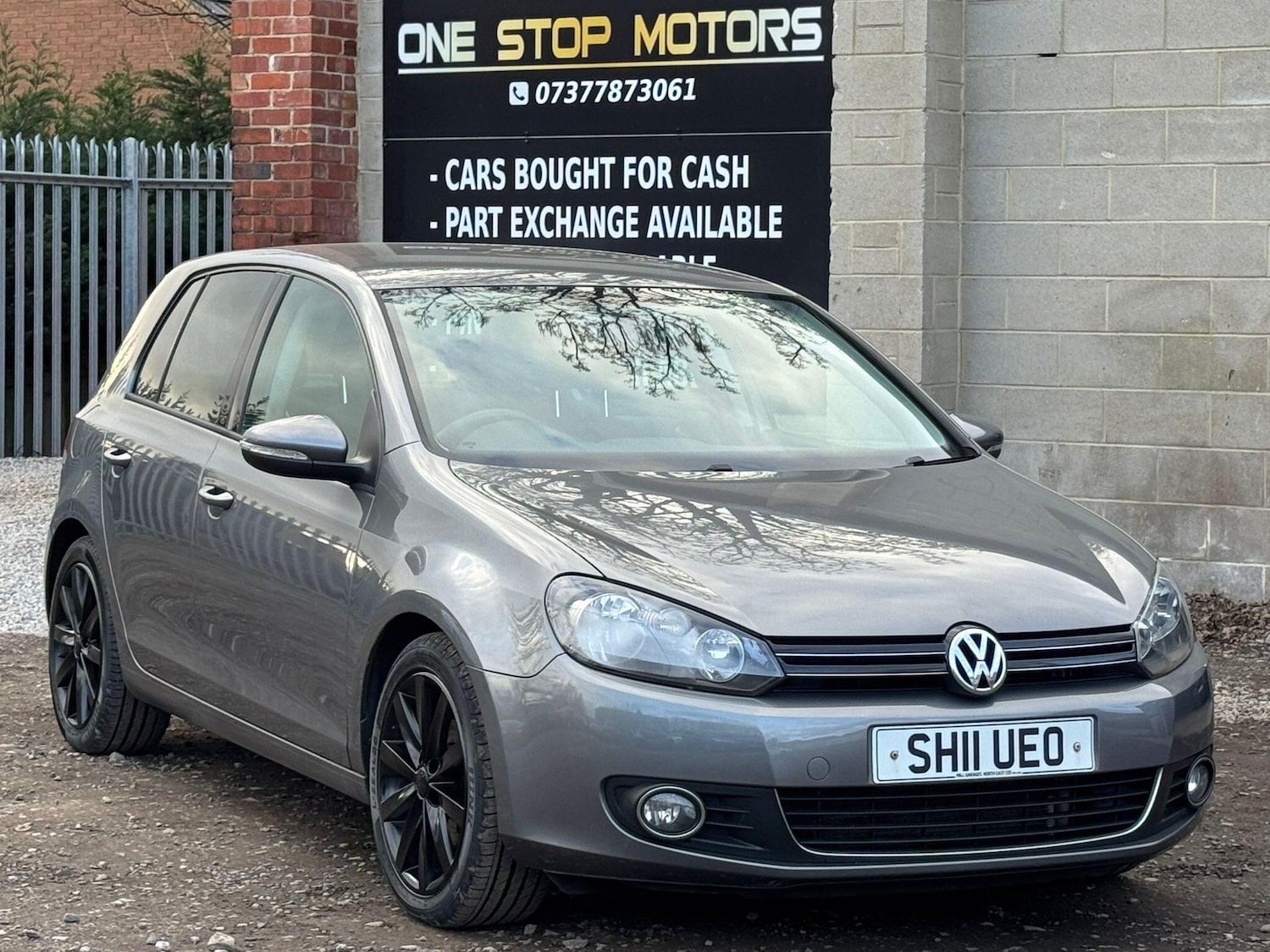 Used Volkswagen Golf for sale - 77709997: Photo 2